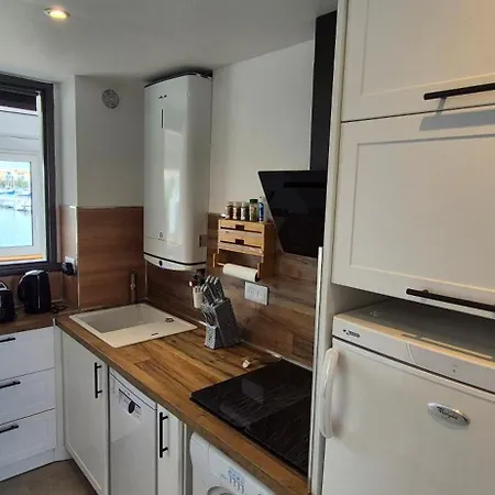 아파트 4 Pers, Vue Mer, Parking, Wifi, Ponton 아그